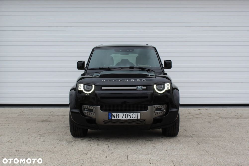Land Rover Defender - 4