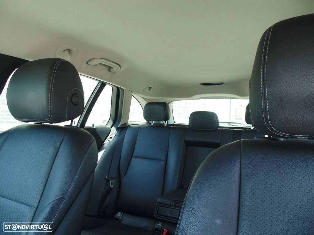 Mercedes-Benz C 180 BlueTEC Avantgarde - 37