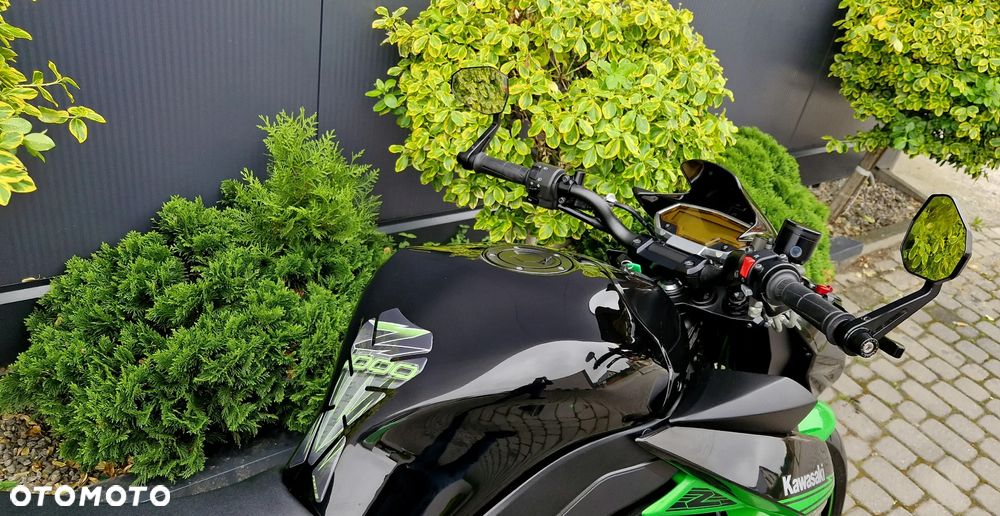 Kawasaki Z - 25