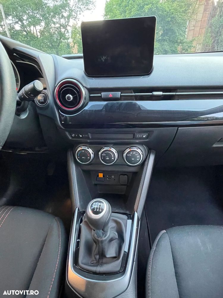 Mazda 2 Skyactiv G90 MHEV Homura - 14