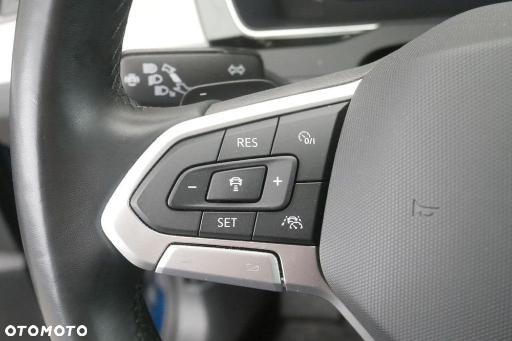 Volkswagen Passat Variant 2.0 TSI Elegance DSG - 28