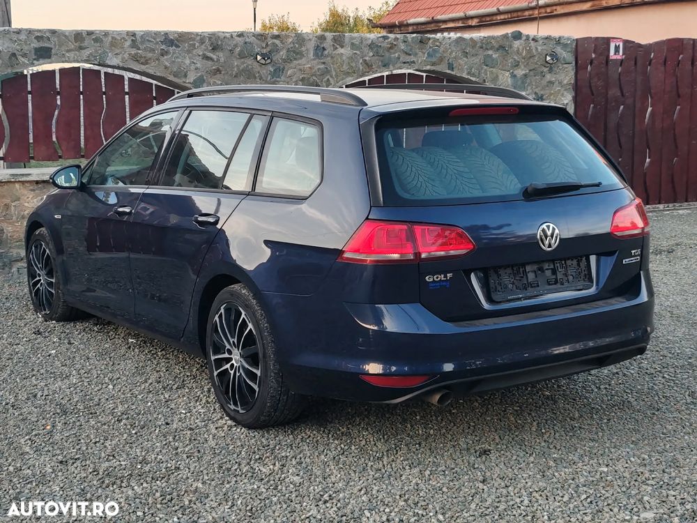 Volkswagen Golf - 3