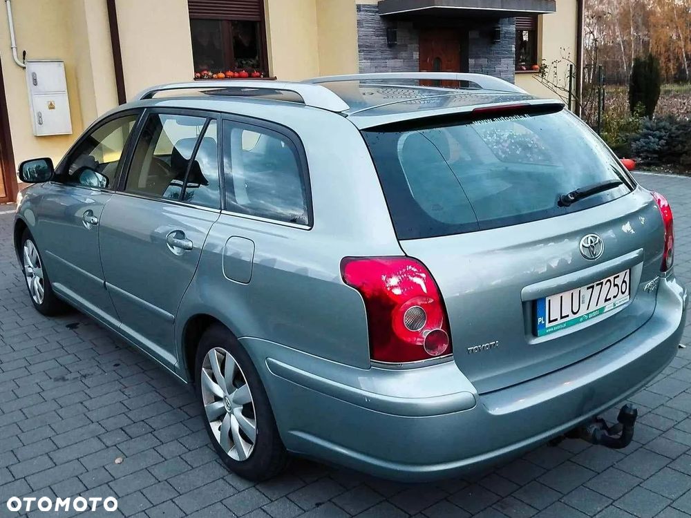 Toyota Avensis 2.0 D-4D Platinium - 3