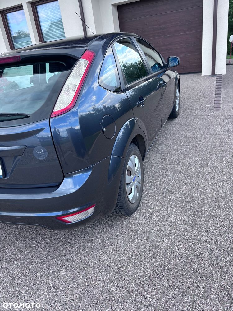 Ford Focus 1.6 Trend - 6