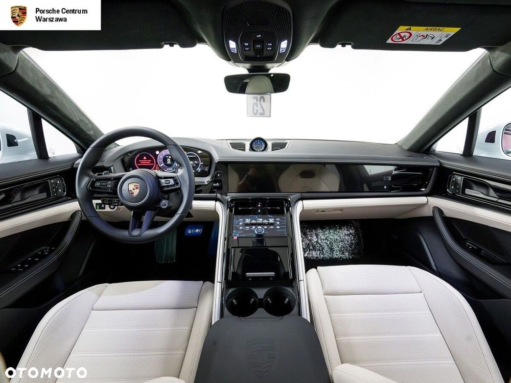 Porsche Panamera - 12