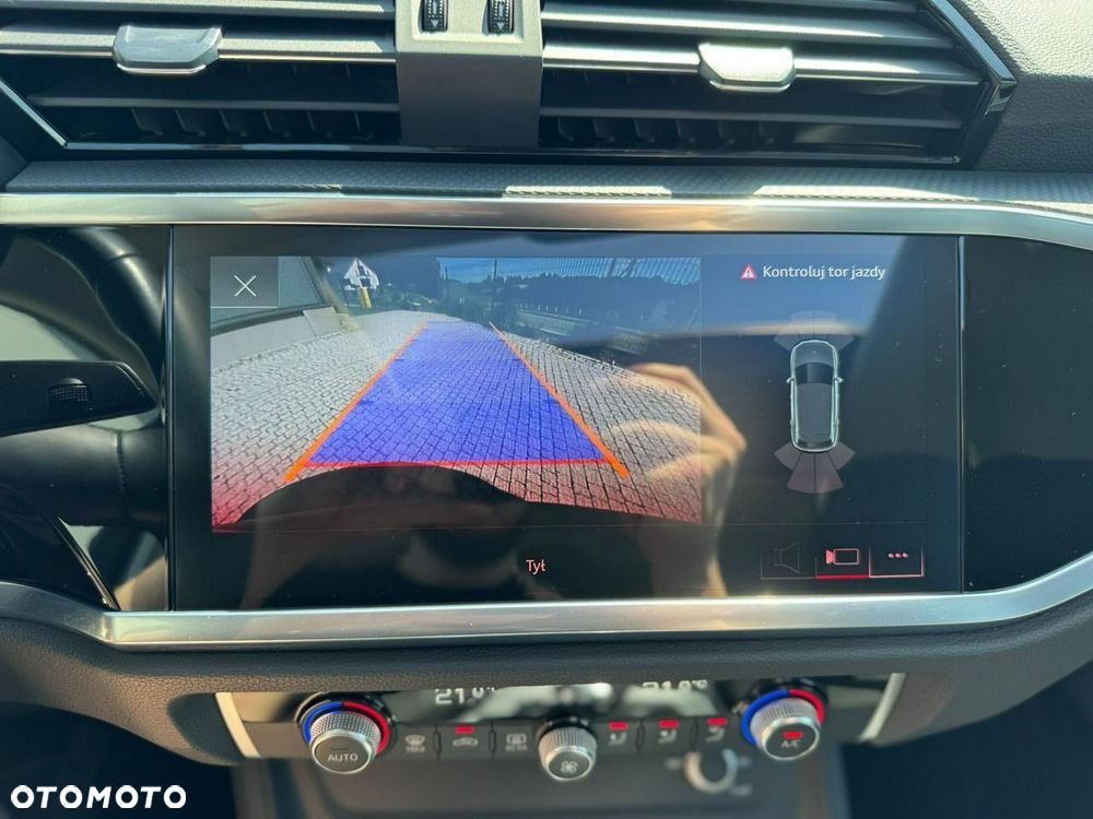 Audi Q3 - 24