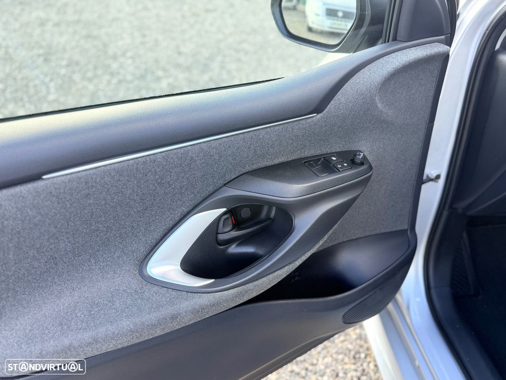 Toyota Yaris 1.5 HDF Comfort - 15