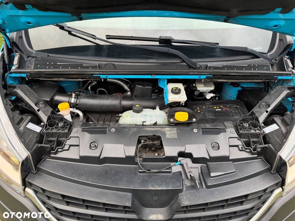 Renault Trafic - 13