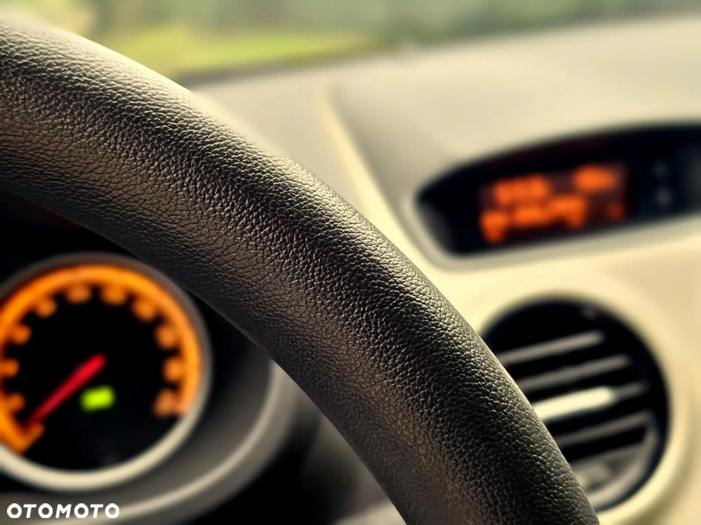 Opel Corsa - 25