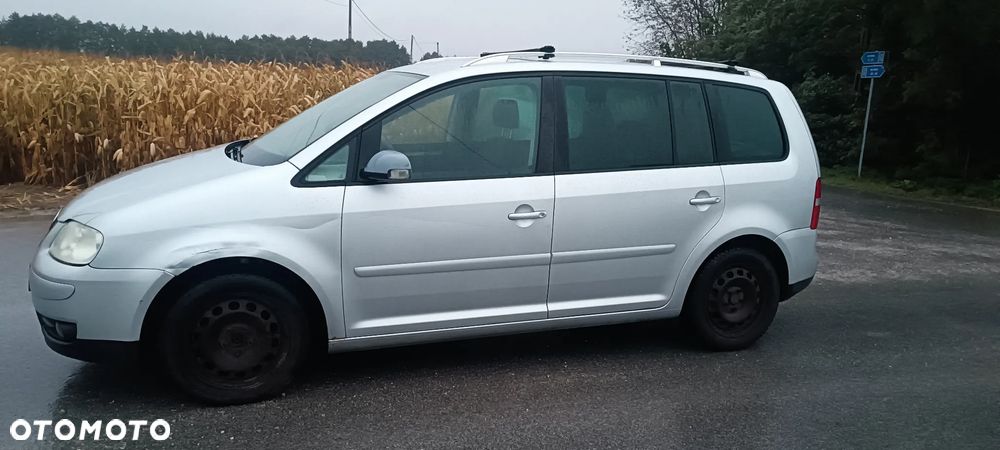 Volkswagen Touran 2.0 TDI Trendline - 8
