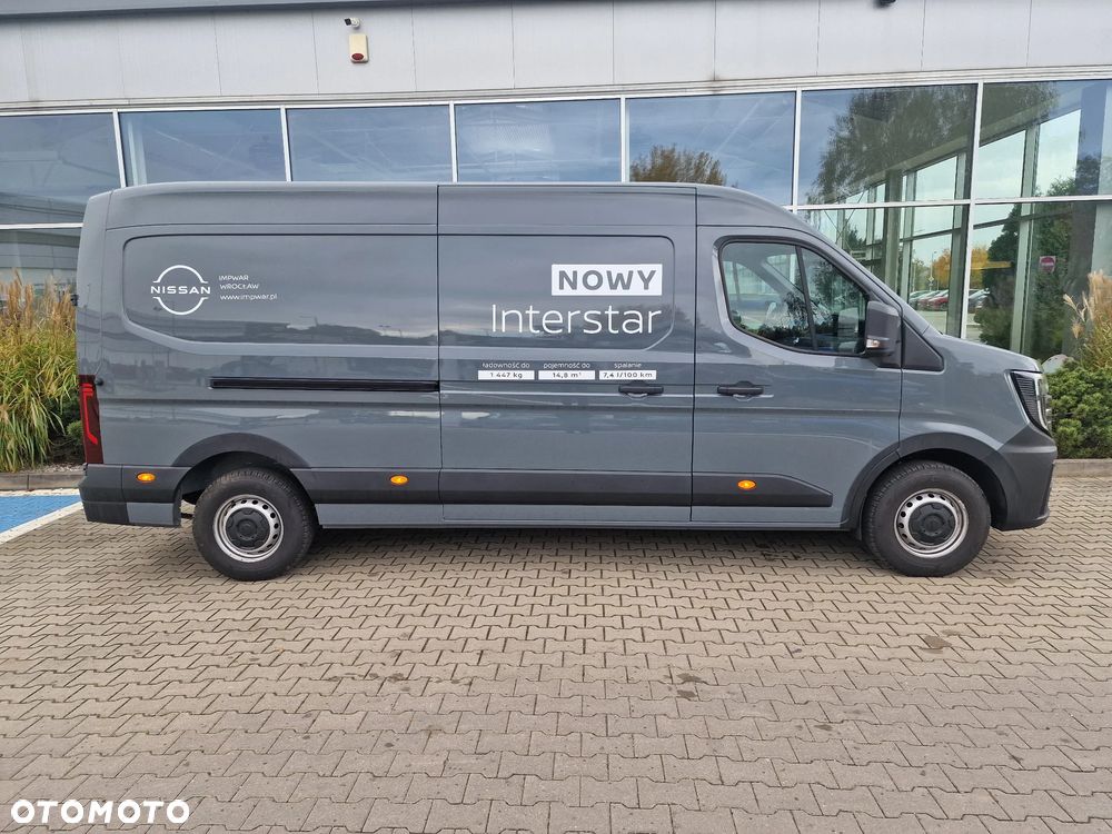 Nissan Interstar - 2