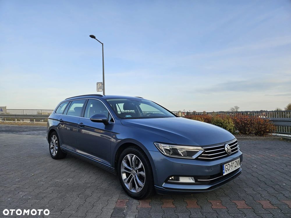 Volkswagen Passat 2.0 TDI SCR Comfortline - 1