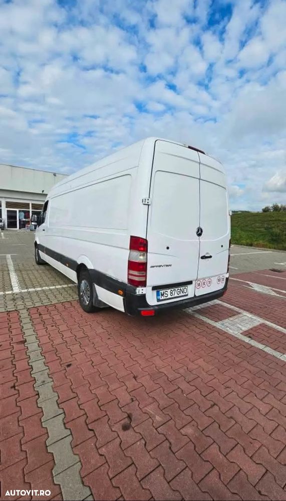 Mercedes-Benz SPRINTER - 5