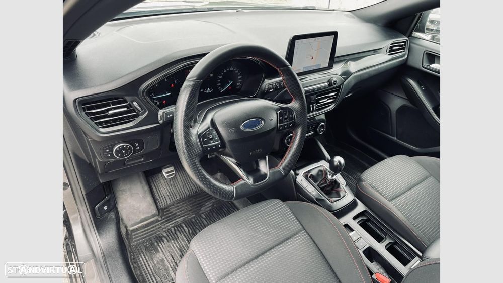 Ford Focus SW 1.5 TDCi EcoBlue ST-Line - 8