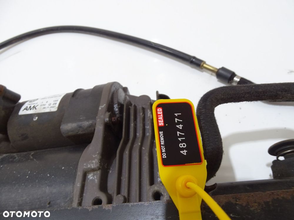 KOMPRESOR ZAWIESZENIA BMW E61 LCI 6777827 - 6