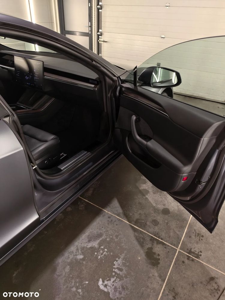 Tesla Model S Long Range AWD - 23