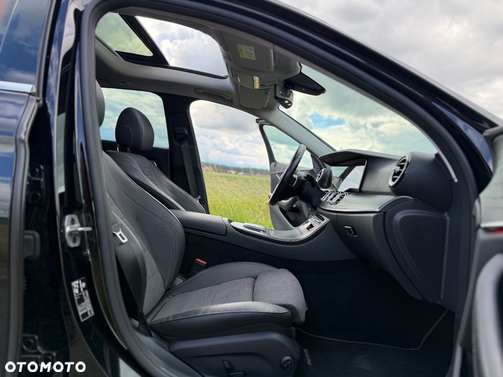 Mercedes-Benz Klasa E 220 d 9G-TRONIC Avantgarde - 22