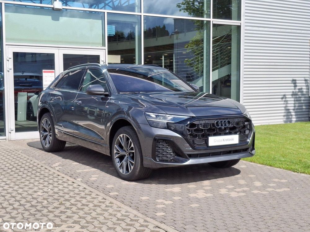 Audi Q8 - 4