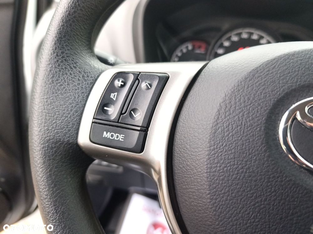 Toyota Yaris - 19