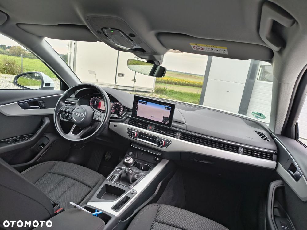 Audi A4 Avant - 13