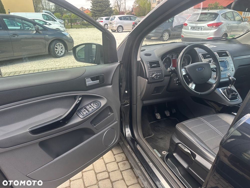 Ford Kuga 2.0 TDCi 4x4 Titanium - 7
