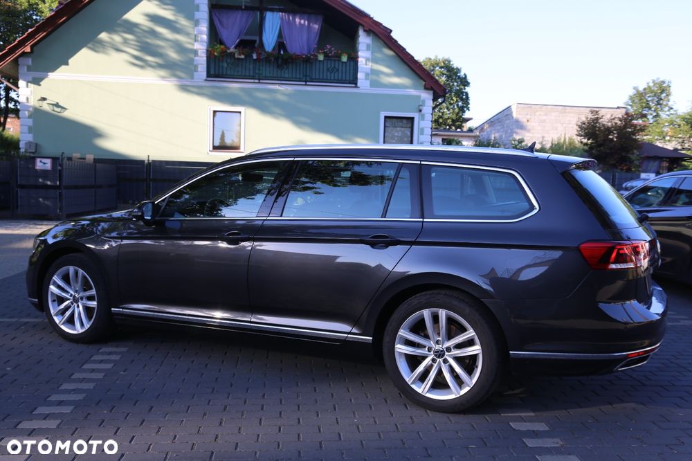 Volkswagen Passat 1.5 TSI OPF DSG Elegance - 3