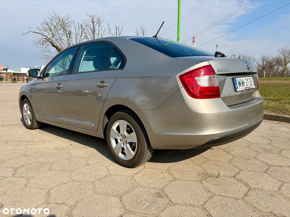 Skoda RAPID 1.2 TSI Ambition - 4