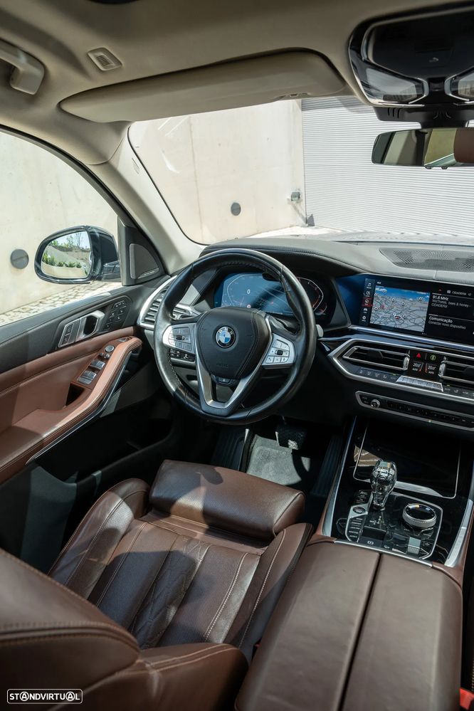 BMW X7 xDrive30d - 38