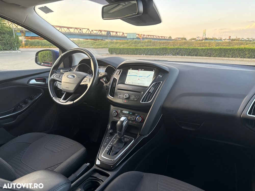 Ford Focus - 22