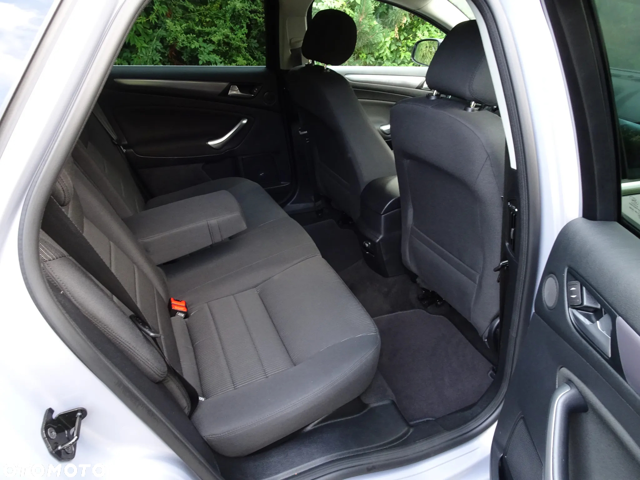 Ford Mondeo 2.0 Titanium LXS - 33