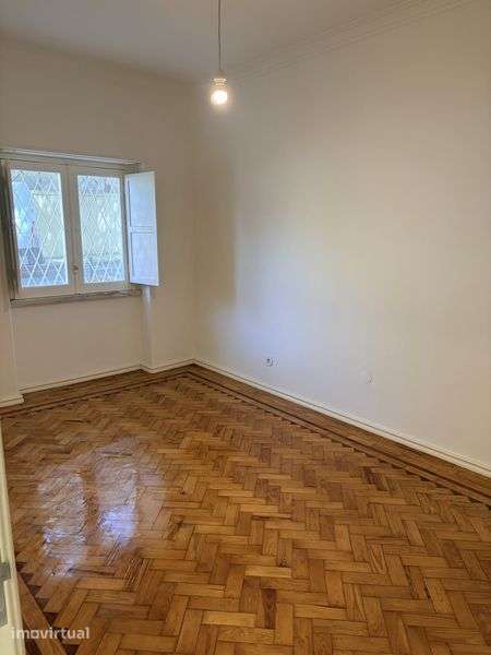 T2  Remodelado Zona premium Paco de Arcos - Grande imagem: 5/9
