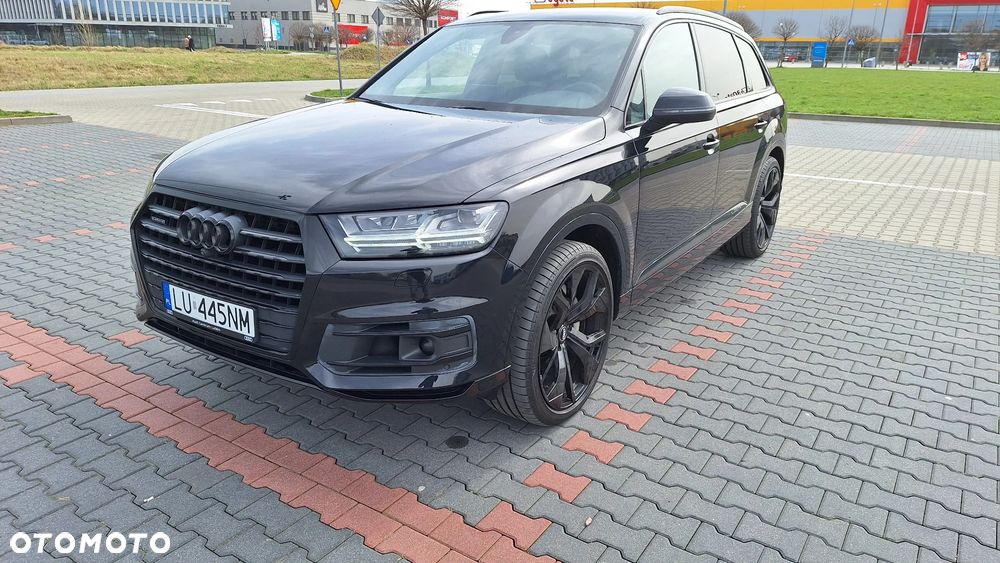 Audi Q7 - 1