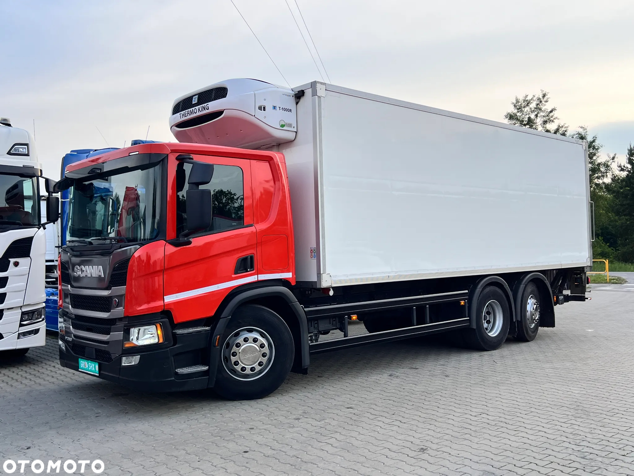 Scania P360 scania po kontrakcie złotym idealny stan chłodnia mroźnia T-1000R 370Tkm jak nowy 6x2/4 - 13