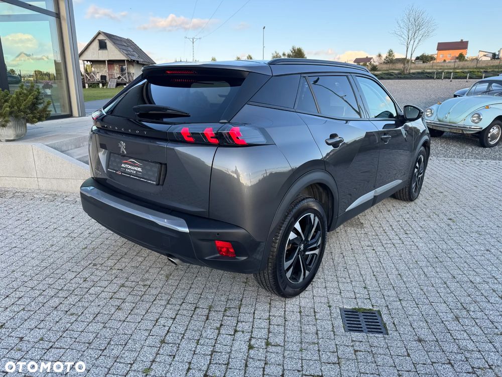 Peugeot 2008 - 9