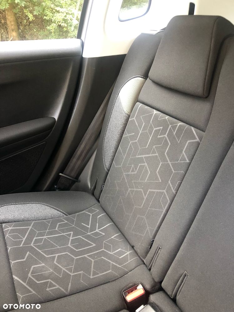 Peugeot 2008 1.2 Pure Tech Active S&S - 23