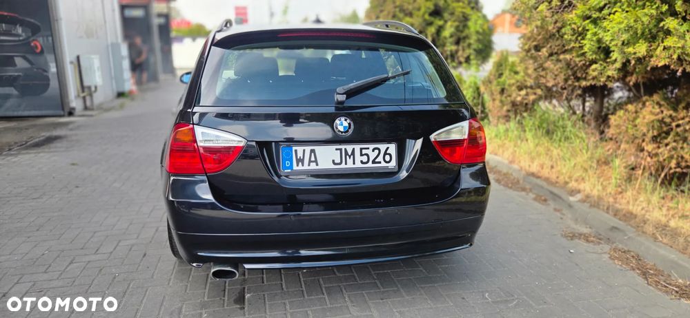 BMW Seria 3 320d DPF - 11