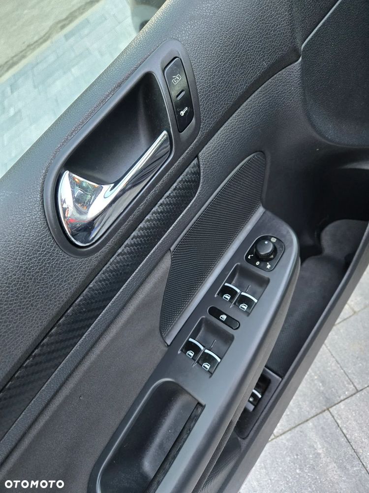 Volkswagen Golf 1.6 Edition - 30