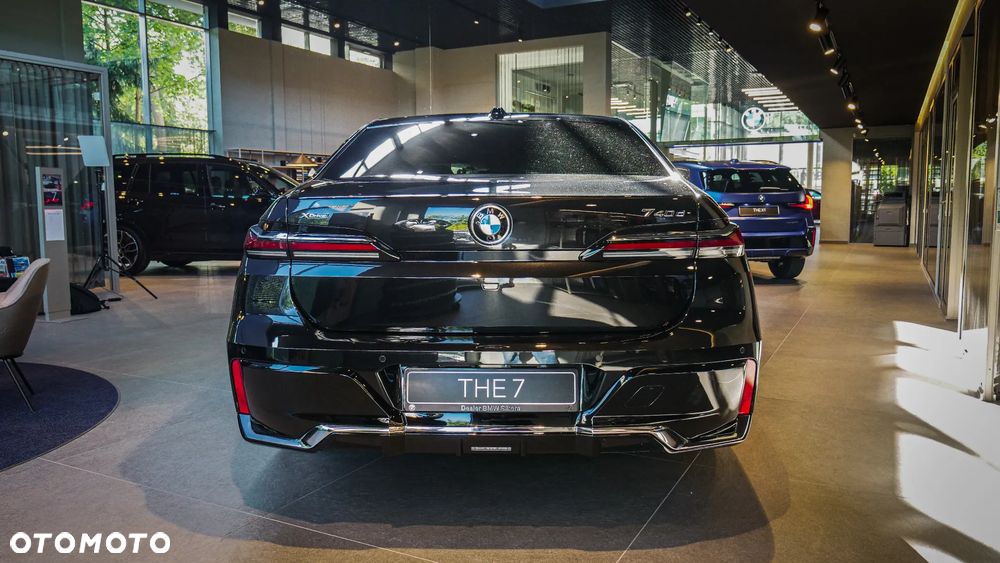 BMW Seria 7 740d xDrive - 5