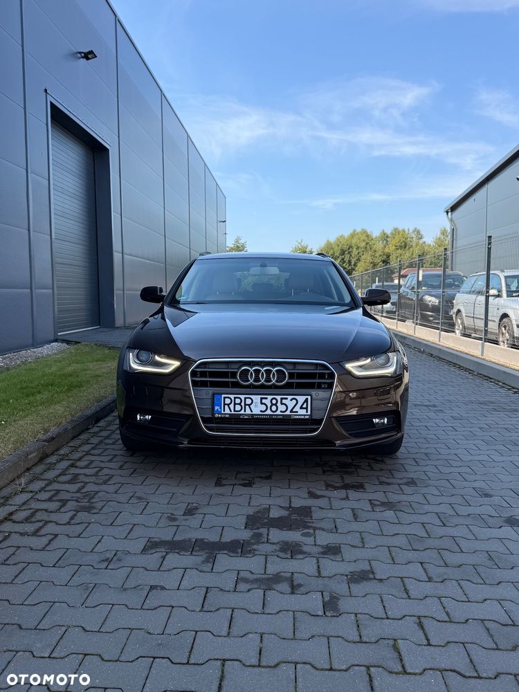 Audi A4 Avant - 23