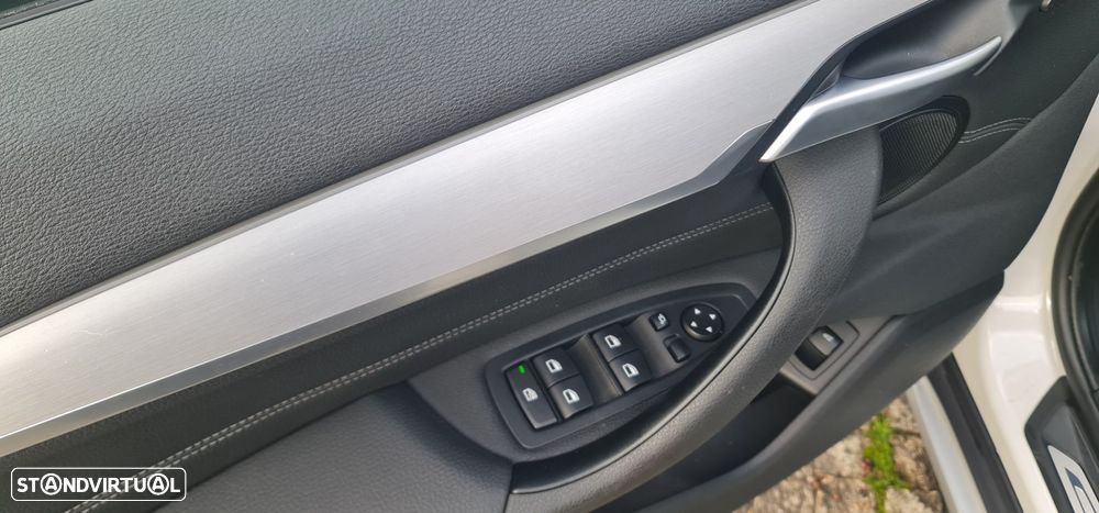 BMW X1 18 d sDrive Auto - 31