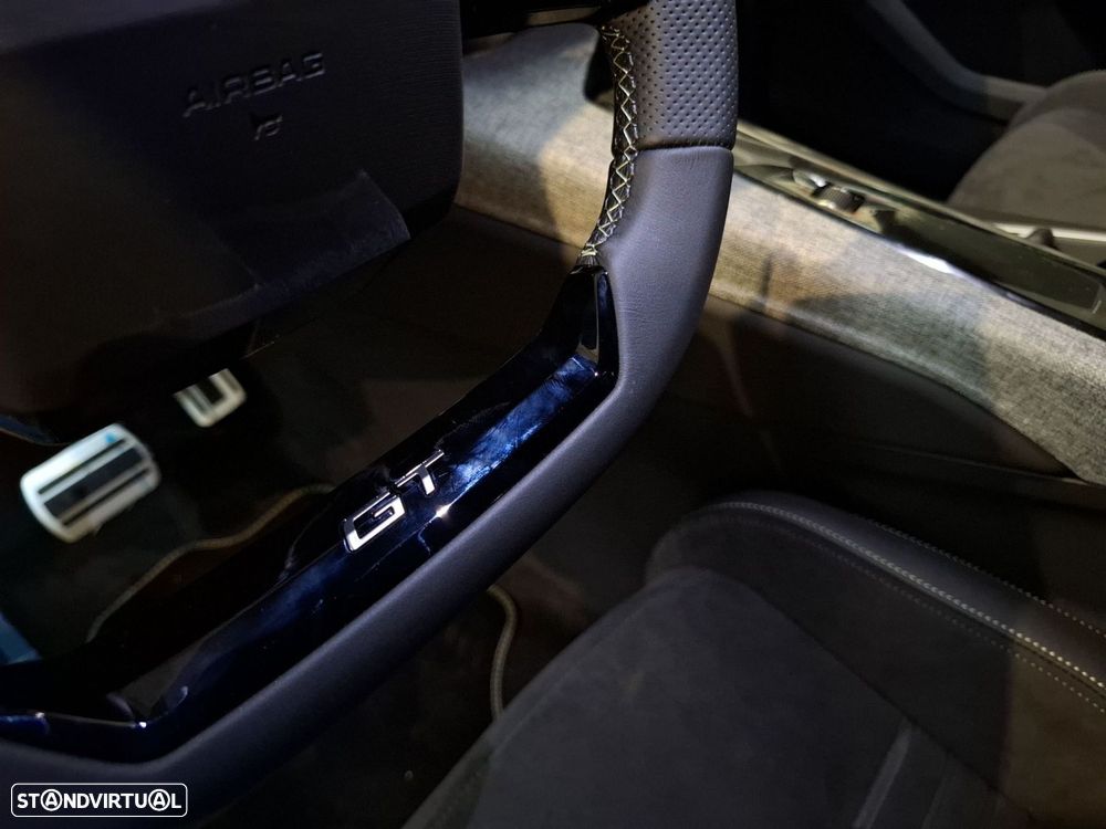 Peugeot 5008 1.6 Plug-in Hybrid GT e-DCS7 - 24