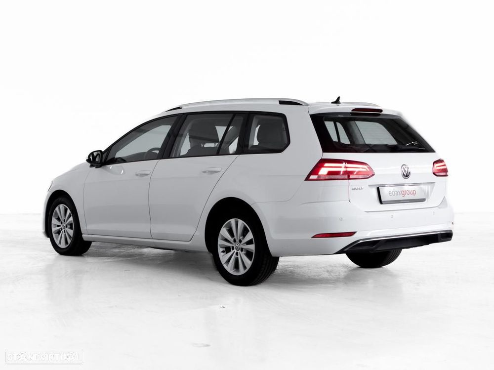 VW Golf Variant 1.6 TDi Confortline - 4