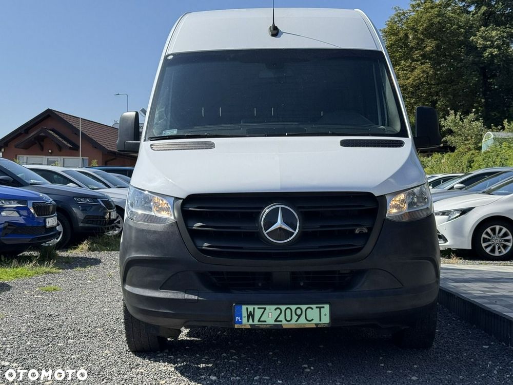 Mercedes-Benz Sprinter - 4