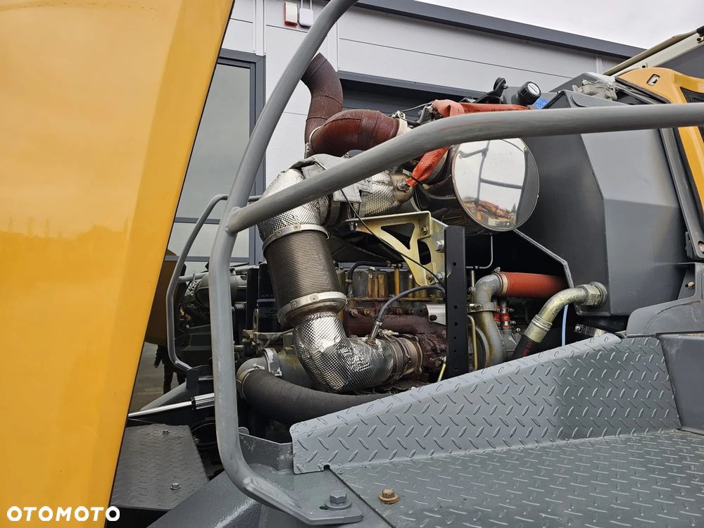 Liebherr L 550 XPower - 17