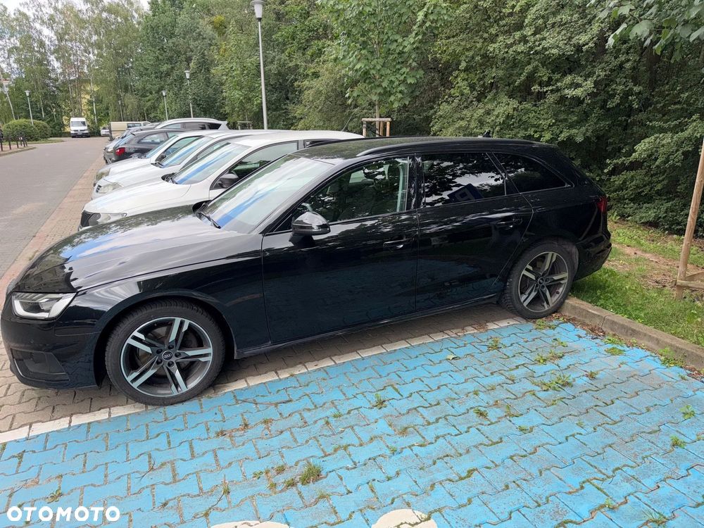 Audi A4 Avant 35 TDI mHEV S Line S tronic - 8