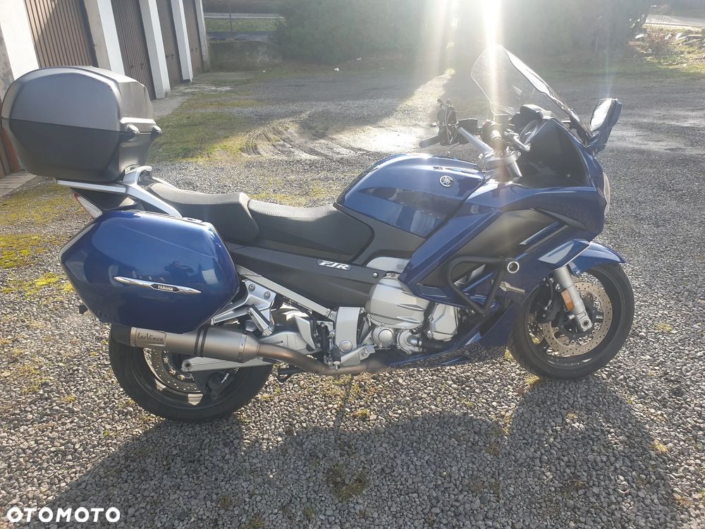 Yamaha FJR - 1