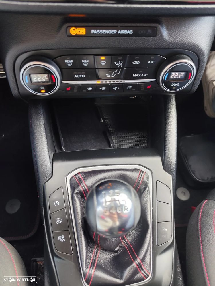 Ford Focus 1.0 EcoBoost MHEV ST-Line - 14