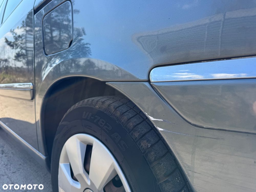 Citroën C8 2.0 16V Confort - 26