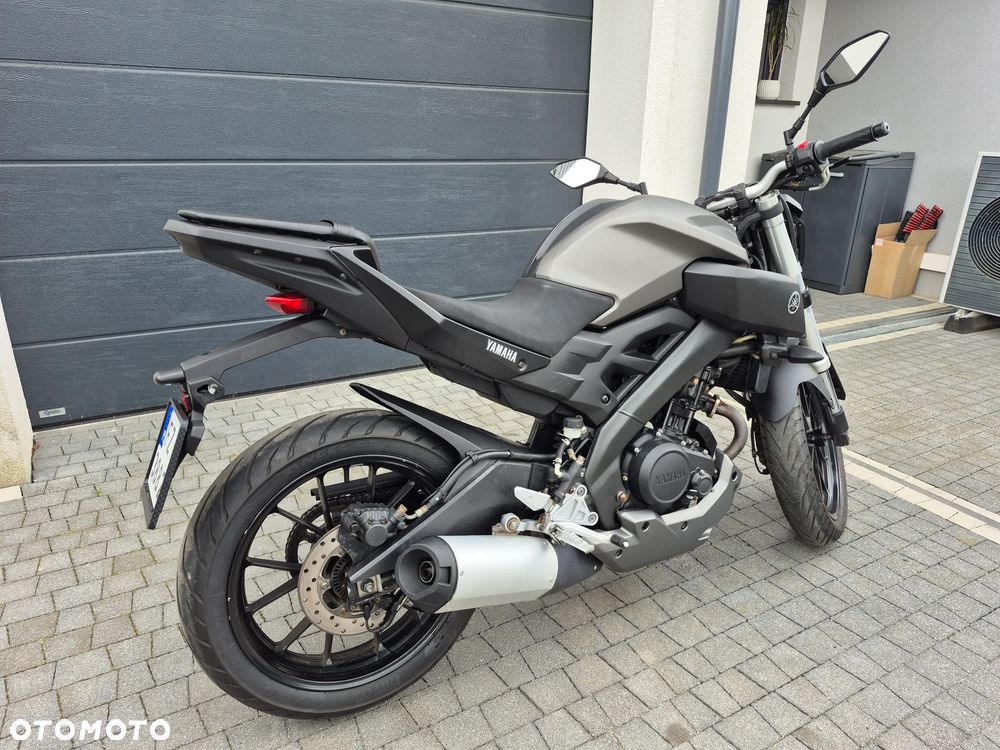 Yamaha MT - 8