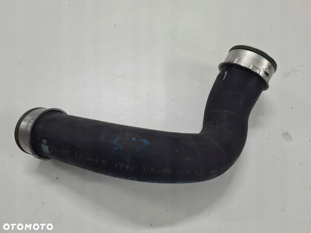 VW T5 2.5 TDI rura wąż przewód intercoolera 7H0145709D - 1
